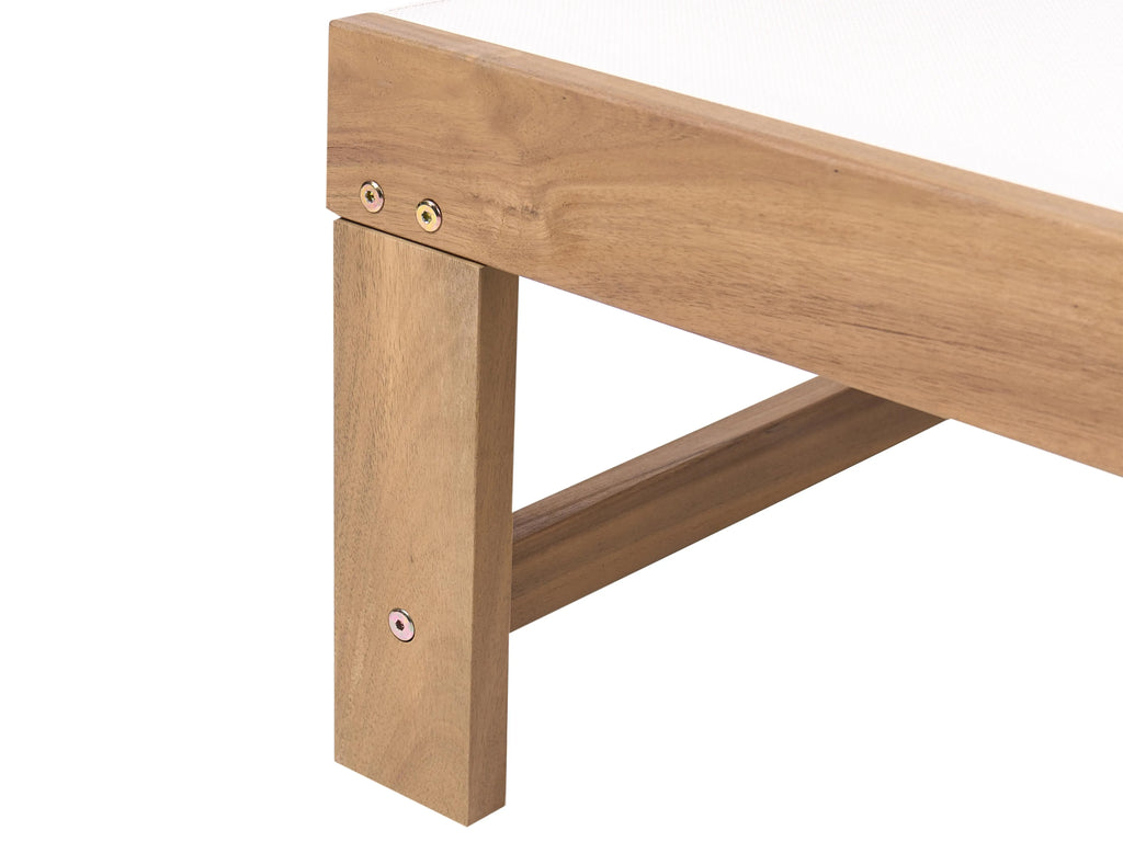 Chaise longue en bois d'acacia beige